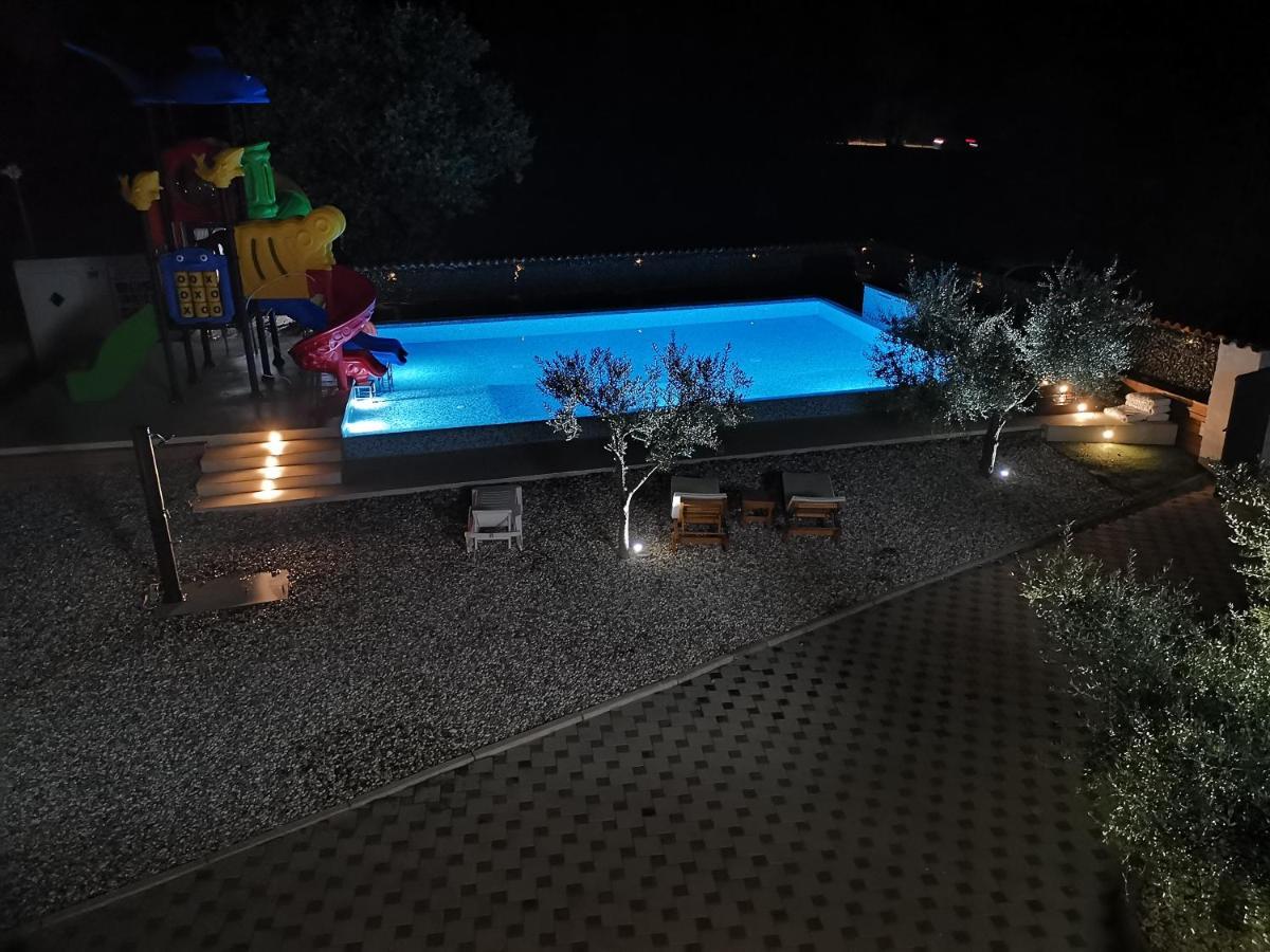 Jacuzi Cottage In The Olive Grove Pula Dış mekan fotoğraf